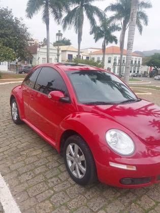 VOLKSWAGEN NEW BEETLE 2.0 MI 8V GASOLINA 2P TIPTRONIC VOLKSWAGEN NEW BEETLE 2.0 MI 8V GASOLINA 2P TIPTRONIC